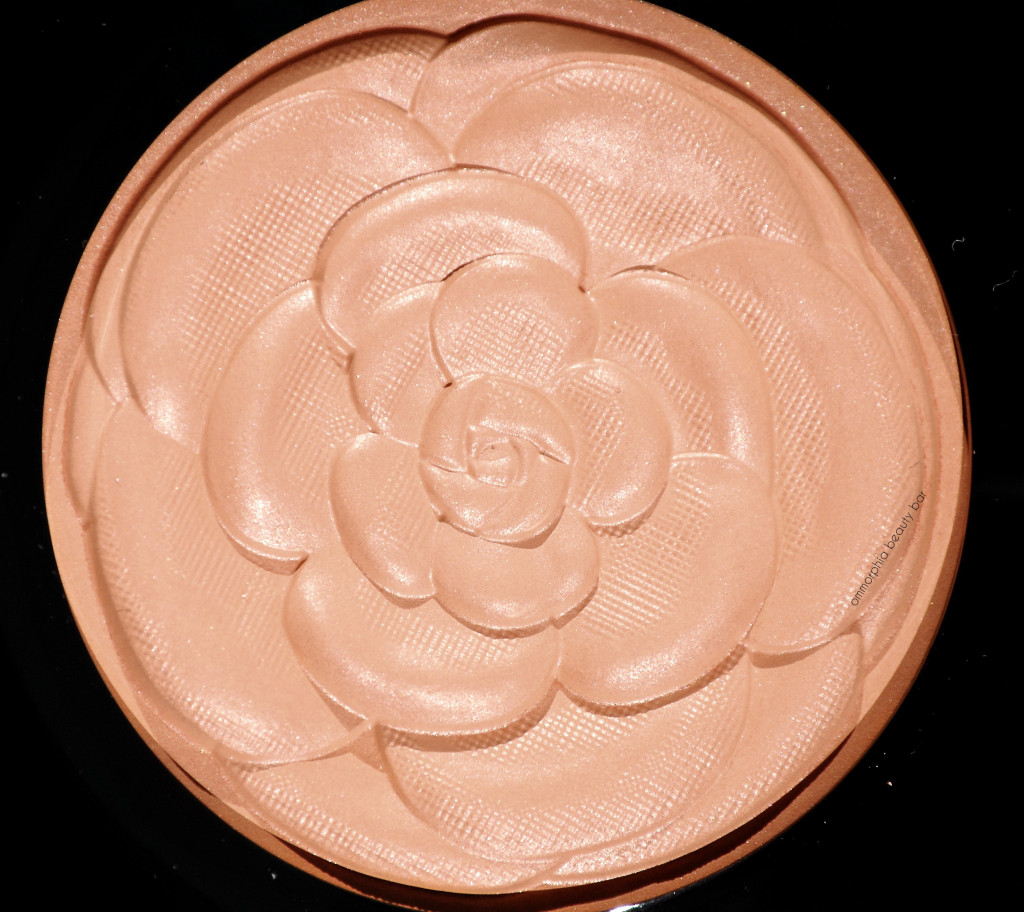 CHANEL Lumière d'Été macro