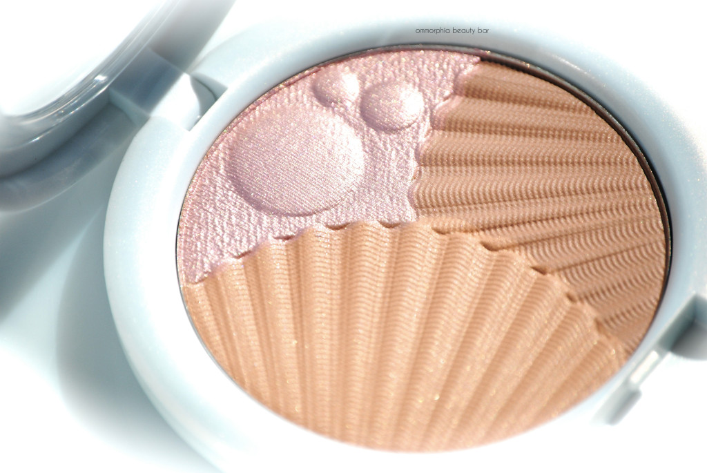EA Sunkissed Pearls Bronzer-Highlighter macro 2
