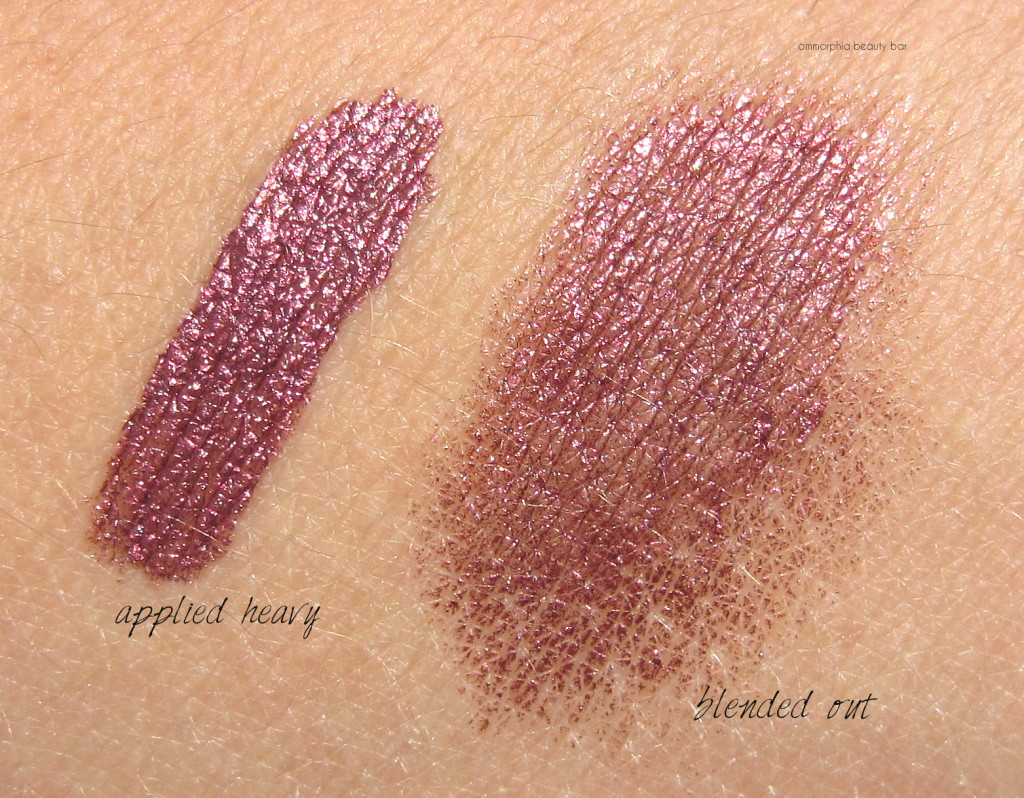 Dior 875 Destinée Fluid Shadow swatches