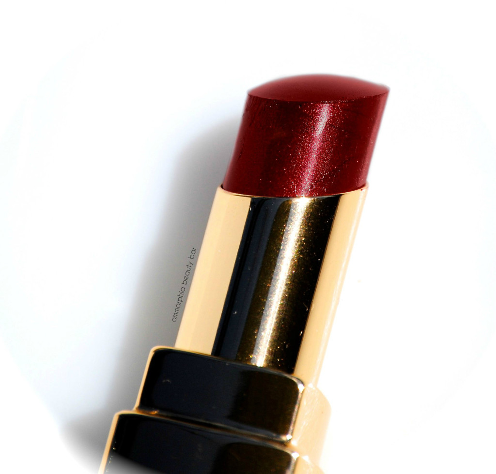 CHANEL Téméraire macro