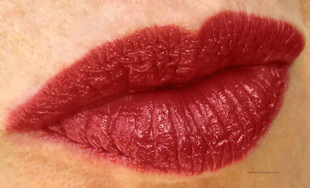 CHANEL Téméraire swatch