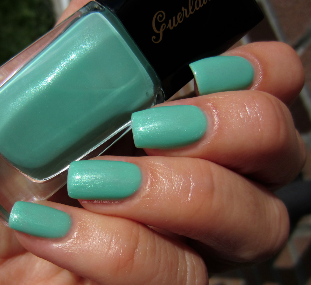 Guerlain Blue Ocean swatch 2