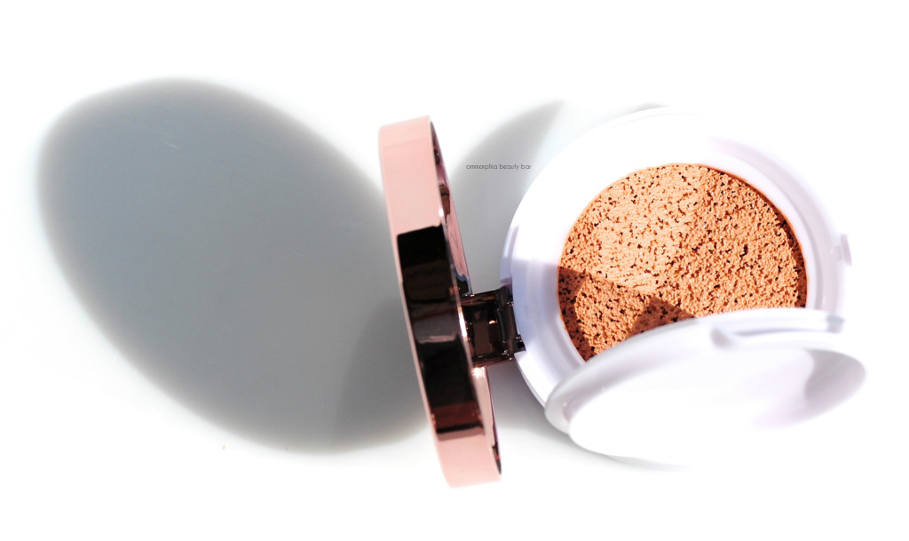 L'Oréal Lumi Cushion closer