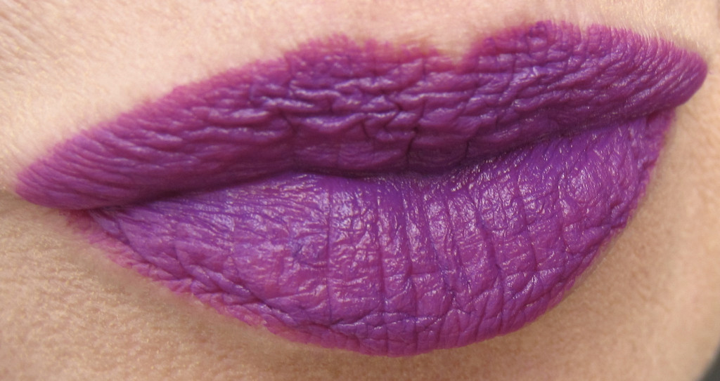 Maybelline Vibrant Violet swatch