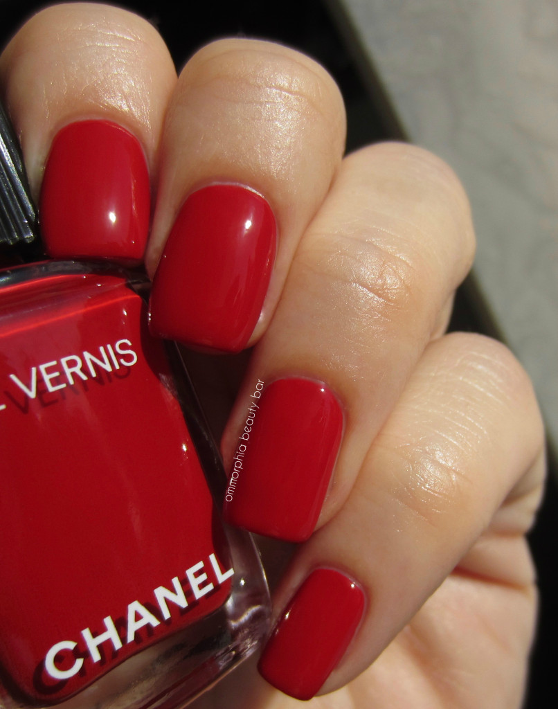 CHANEL Rouge Essentiel swatch