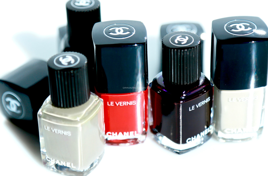 CHANEL new polishes closer