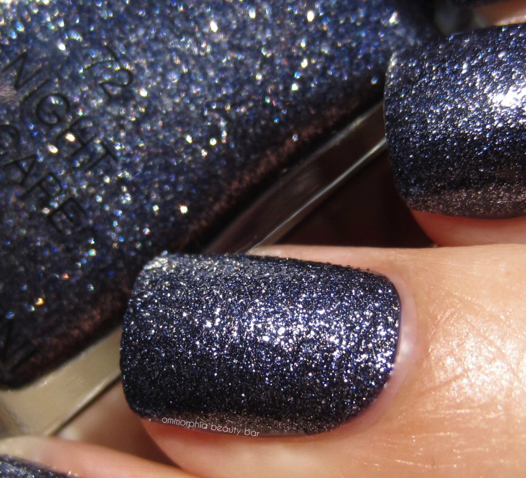 YSL Night Escape swatch macro