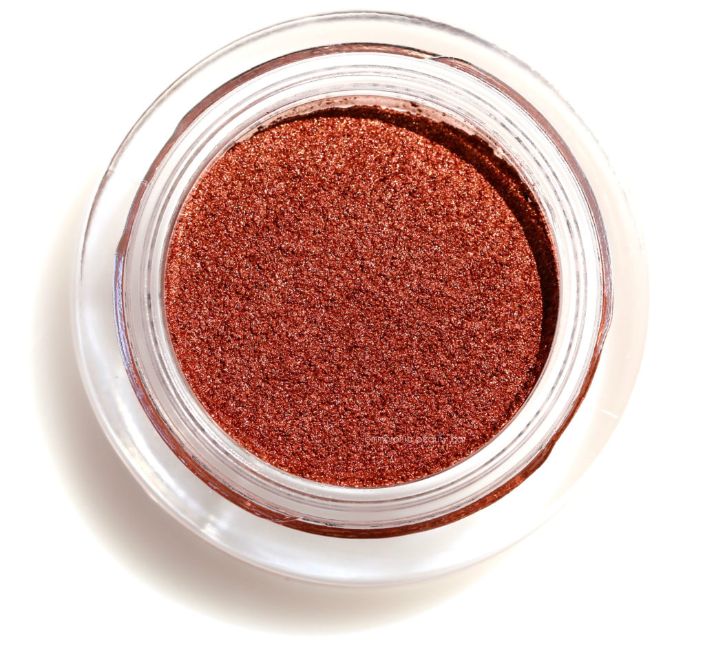 CHANEL Le Rouge extras 128 Rouge Brûlé macro