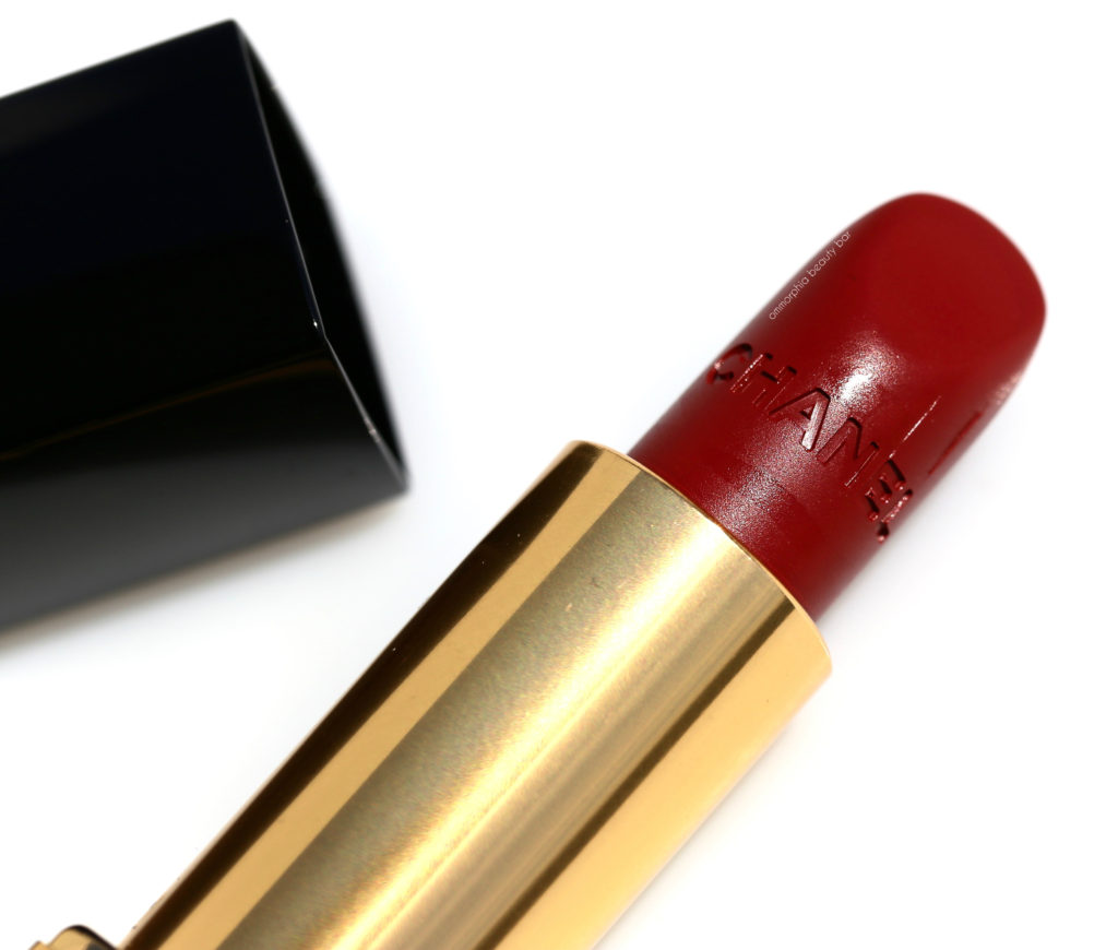 CHANEL Le Rouge extras 58 Rouge Vie macro