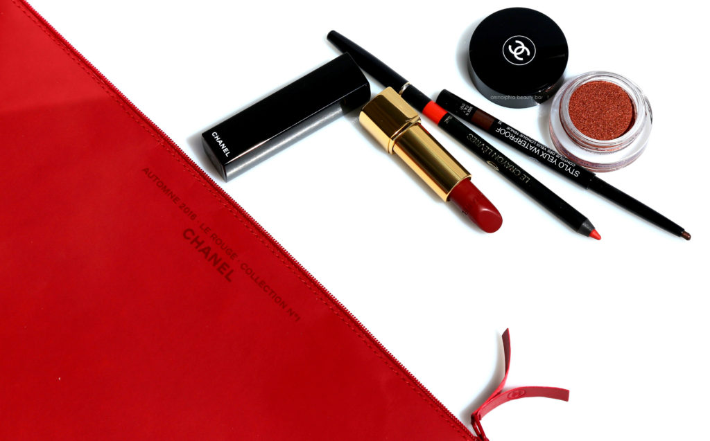 CHANEL Le Rouge extras opener