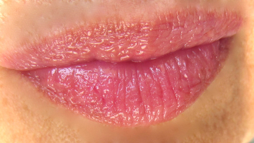Dior Addict Lip Glow Lipbalm swatch