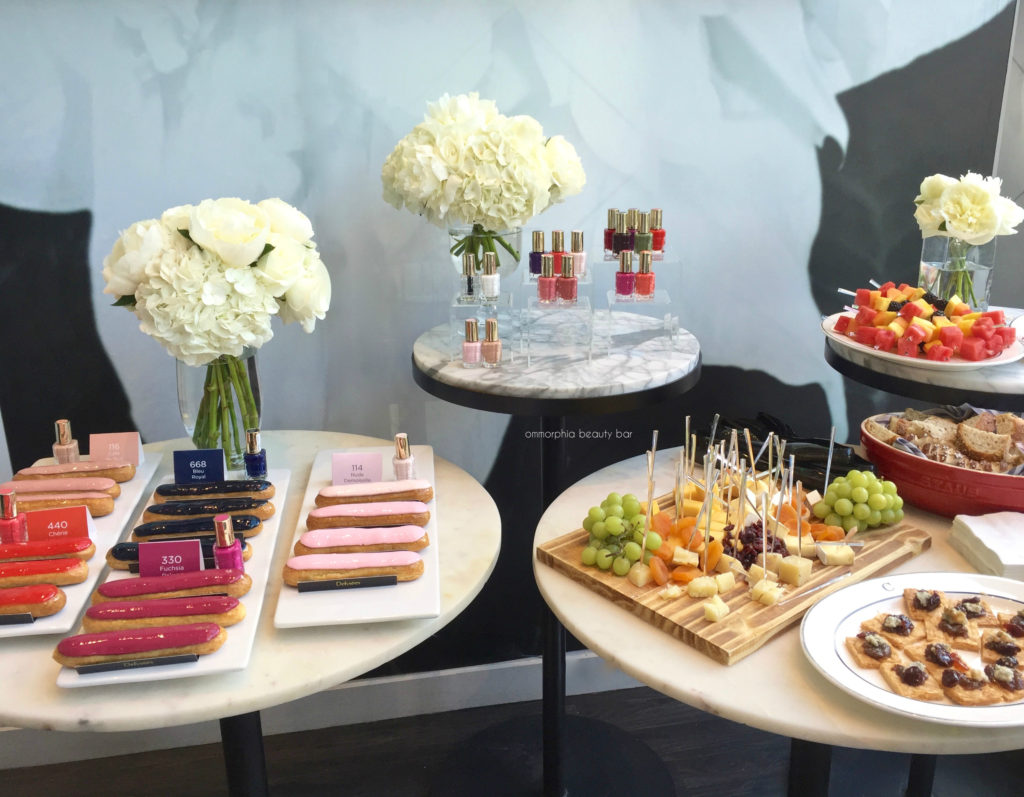 L'Oreal Vernis A L'Huile event greeting 3