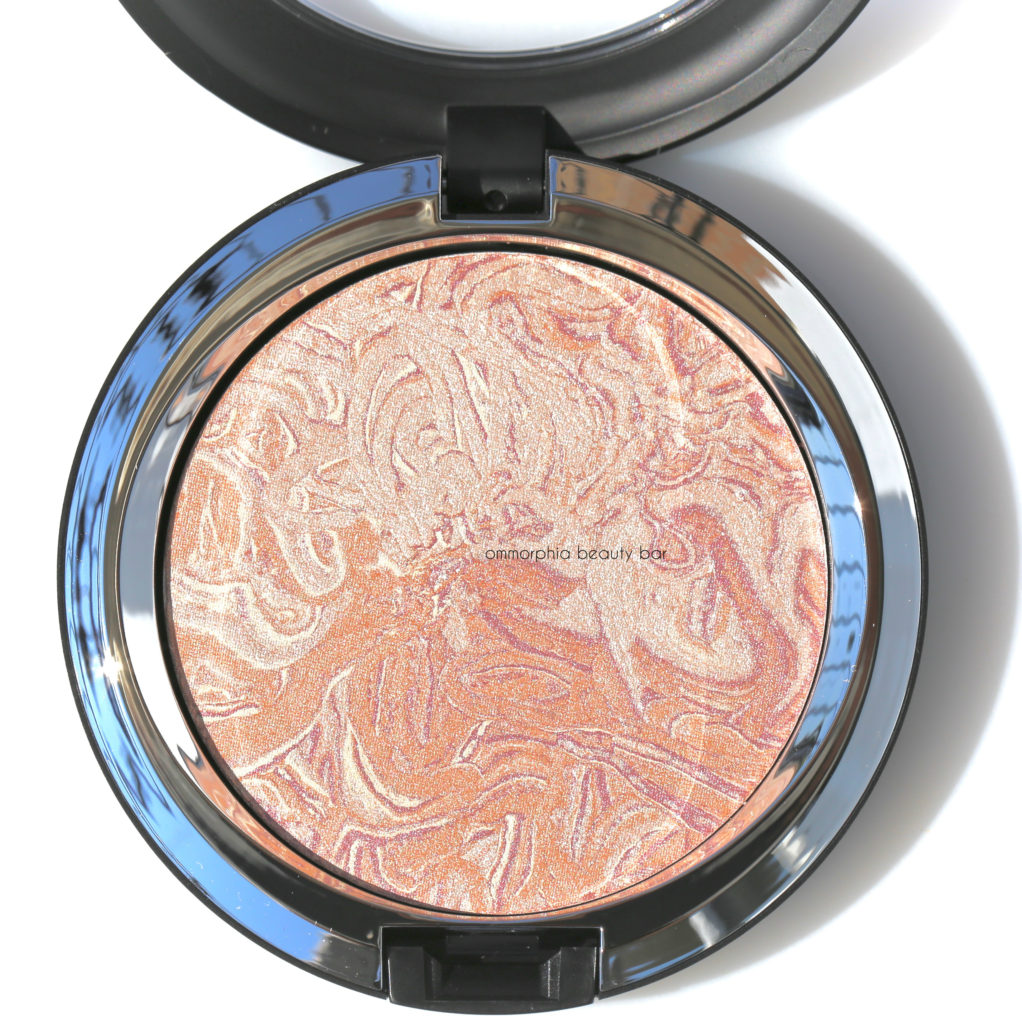 MAC Star Trek Luna Luster macro