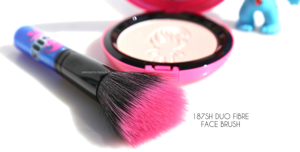 MAC Trolls face brush