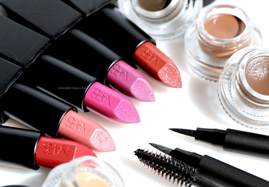 NARS Chic Out closer