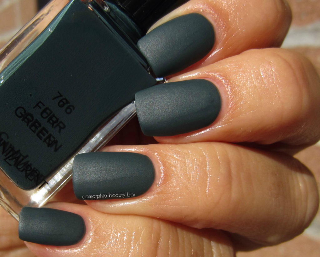 YSL Scandal Collection Fur Green swatch 2