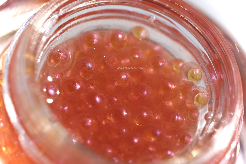 lancome-ultimate-rose-serum-mask-macro