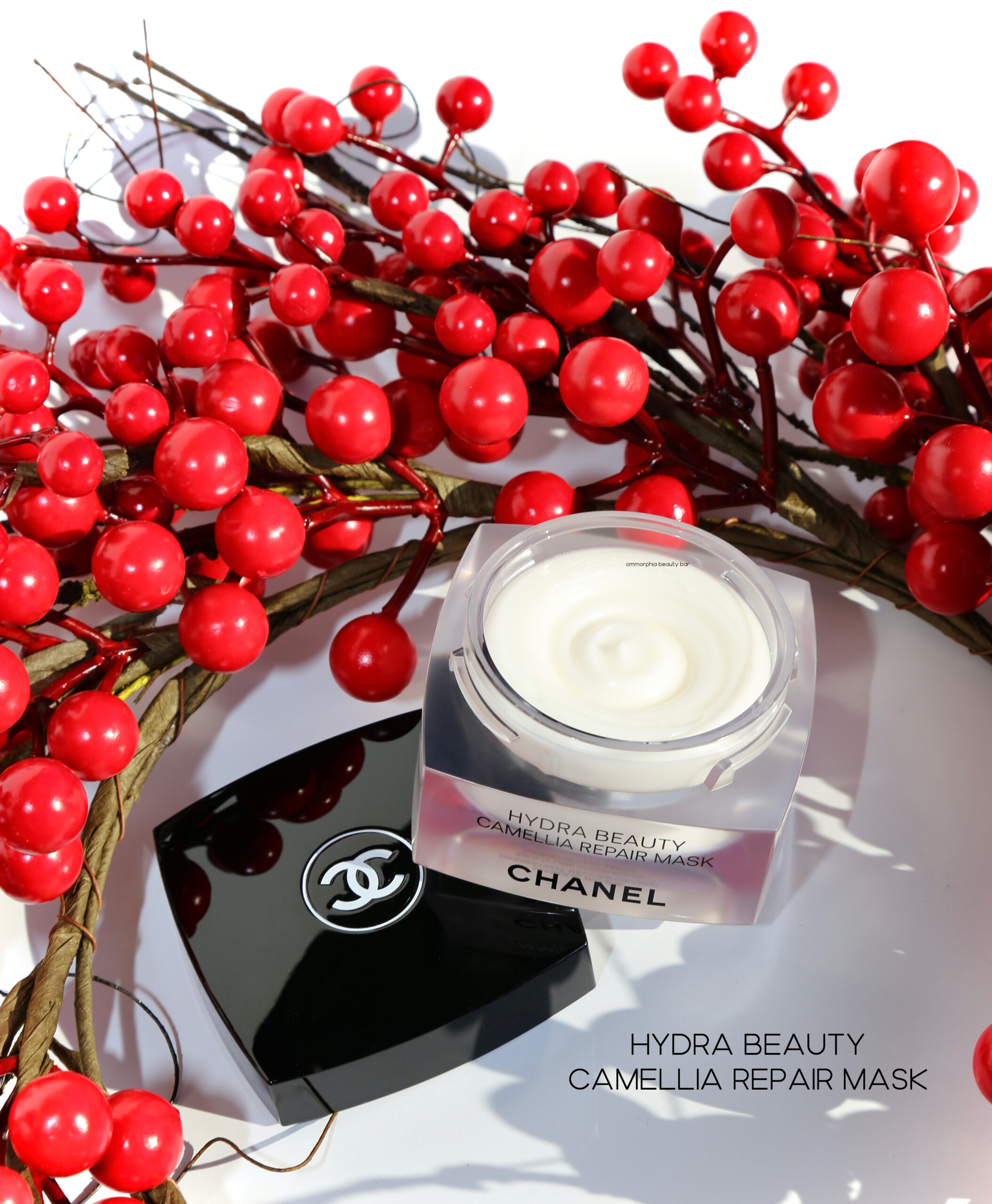 CHANEL · Sublimage L'Essence de Teint & Hydra Beauty Camellia